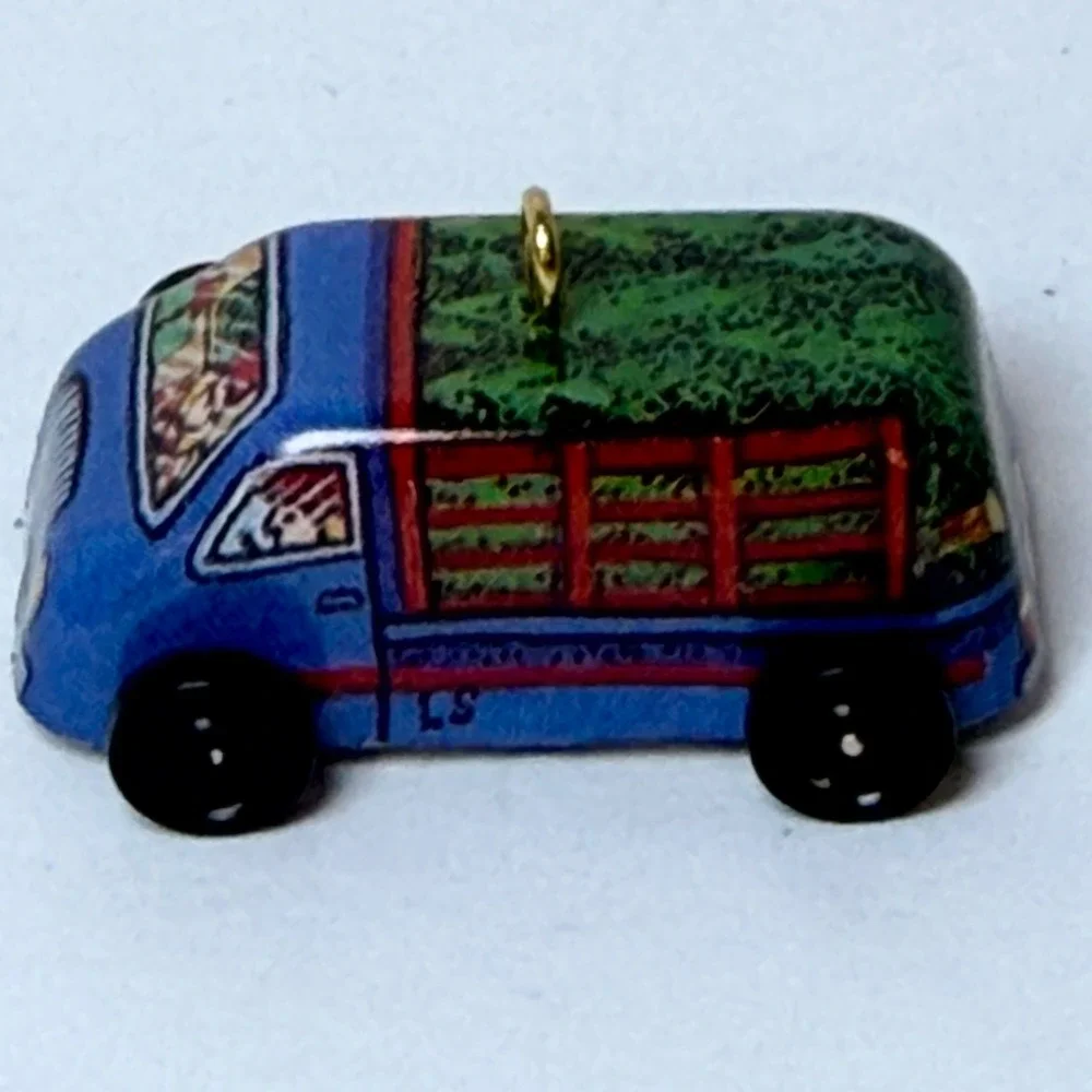 1996 Hallmark Keepsake Ornament On the Road Series 4 Blue Christmas Tree Truck